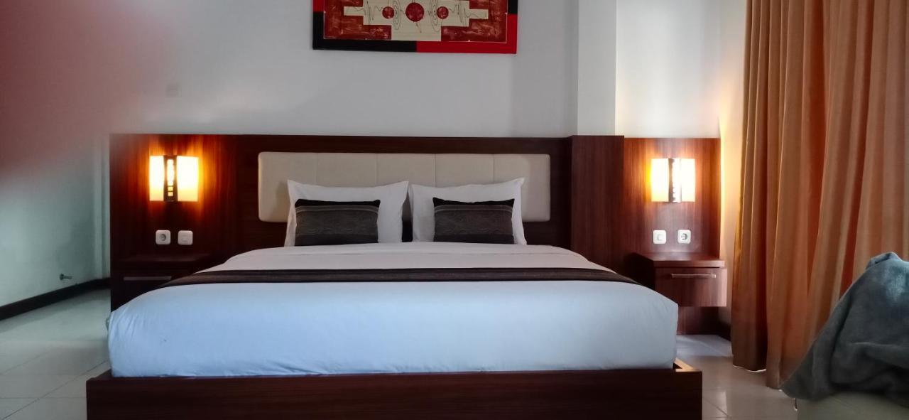 Friends Beach Hotel Kuta  Kültér fotó