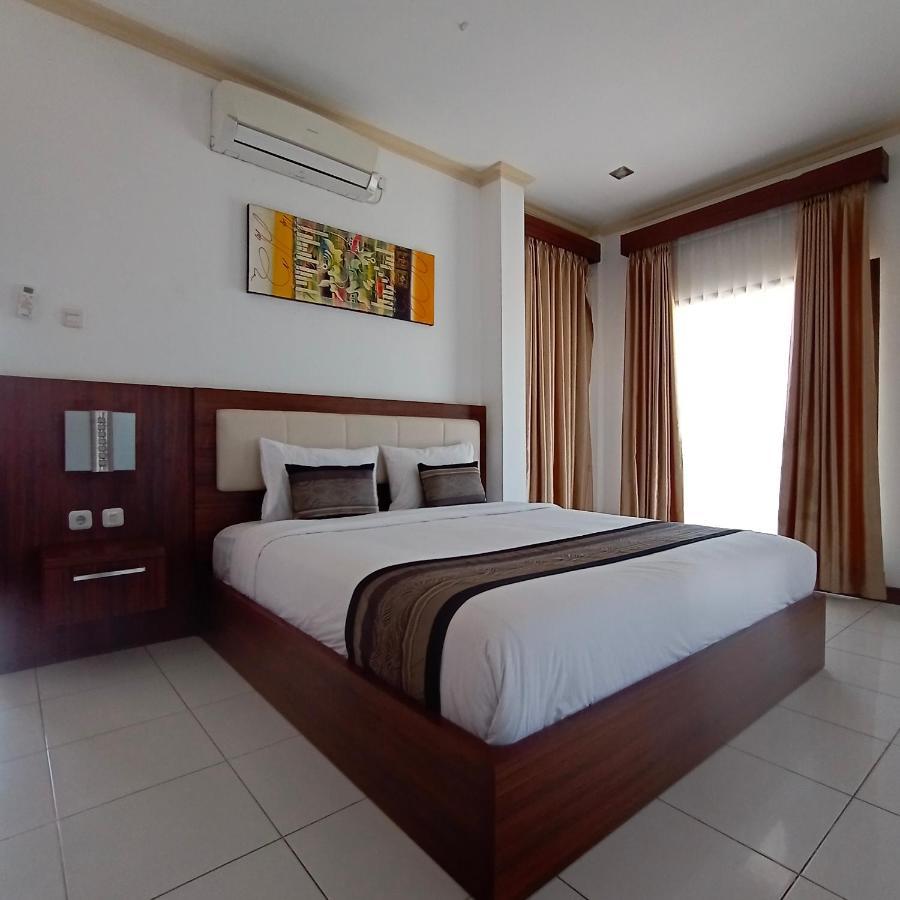 Friends Beach Hotel Kuta  Kültér fotó