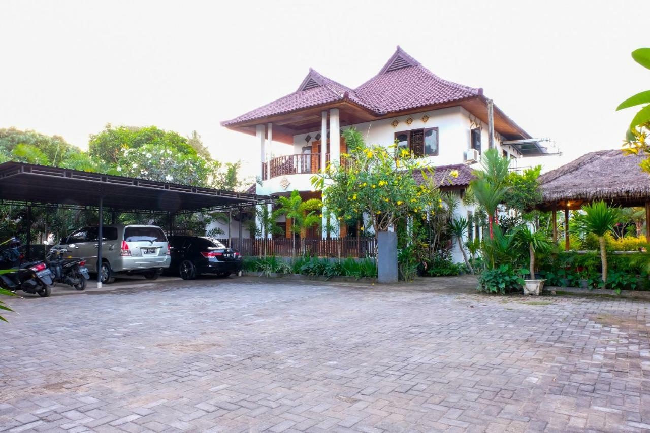 Friends Beach Hotel Kuta  Kültér fotó