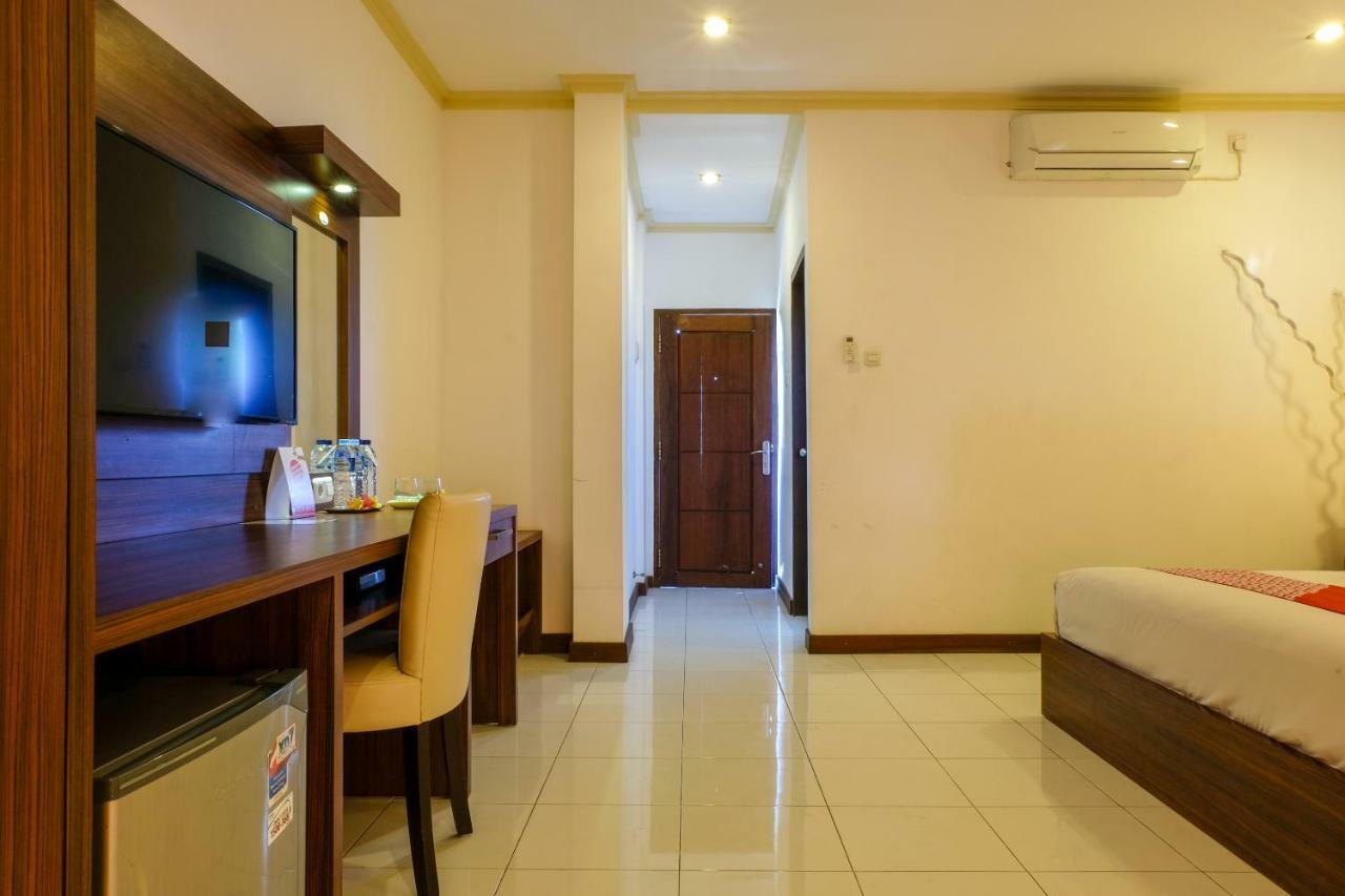Friends Beach Hotel Kuta  Kültér fotó