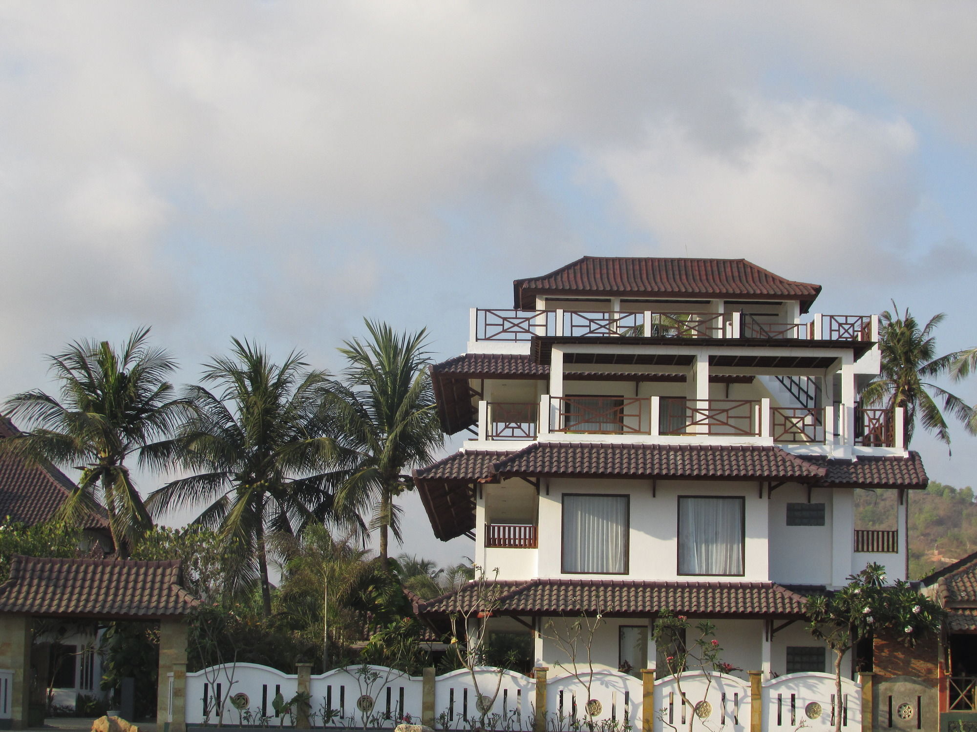 Friends Beach Hotel Kuta  Kültér fotó